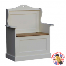 Woodpecker Painted  Settle Lift up Seat